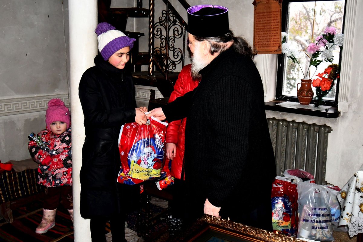 Daruri pentru copiii din Romanovca – Basarabia 2917