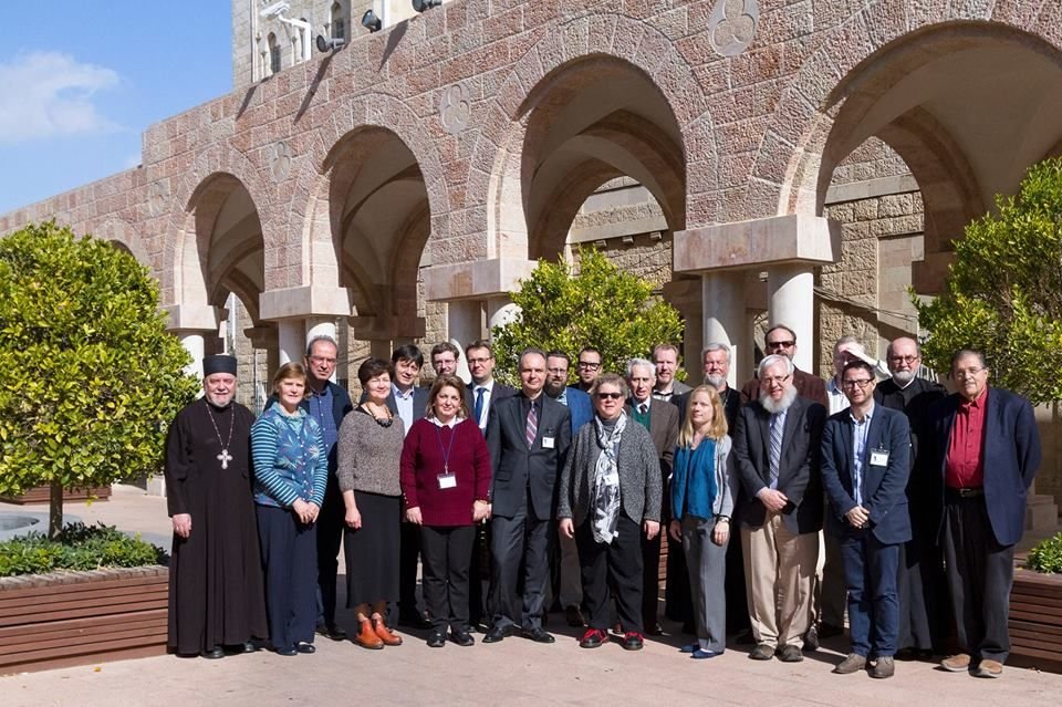 Unitatea Bisericii este dar al lui Dumnezeu şi coresponsabilitate a clerului şi credincioşilor laici 2942