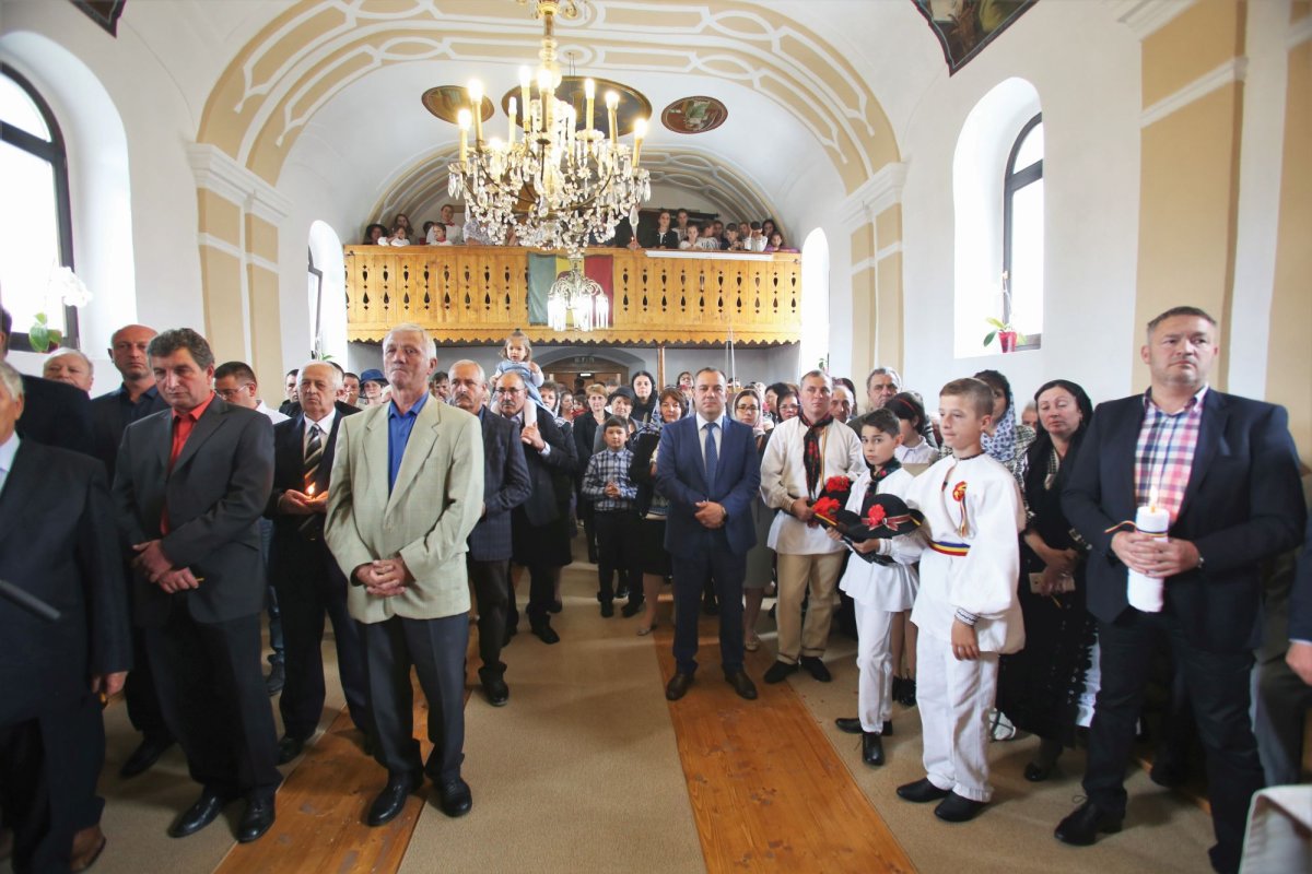 Vechi mărturii ale credinței ortodoxe în satul brașovean Cața 2934