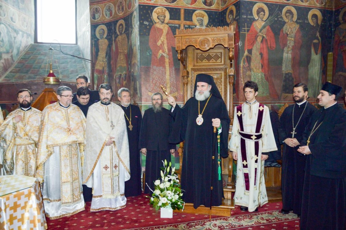 IPS Ioachim, de patru ani Arhiepiscop al Romanului şi Bacăului 2801