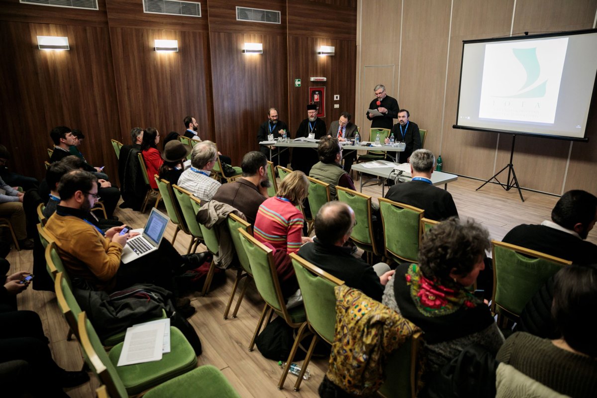 Conferinţa internaţională IOTA de la Iaşi, la final 2751