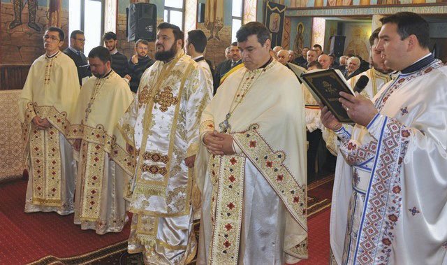 Slujiri arhierești în Duminica după Botezul Domnului 2721