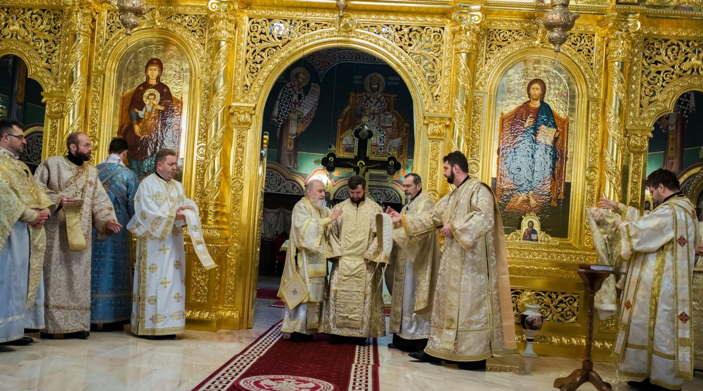 Slujirile arhiereilor bănăţeni în Duminica de după Bobotează 2740
