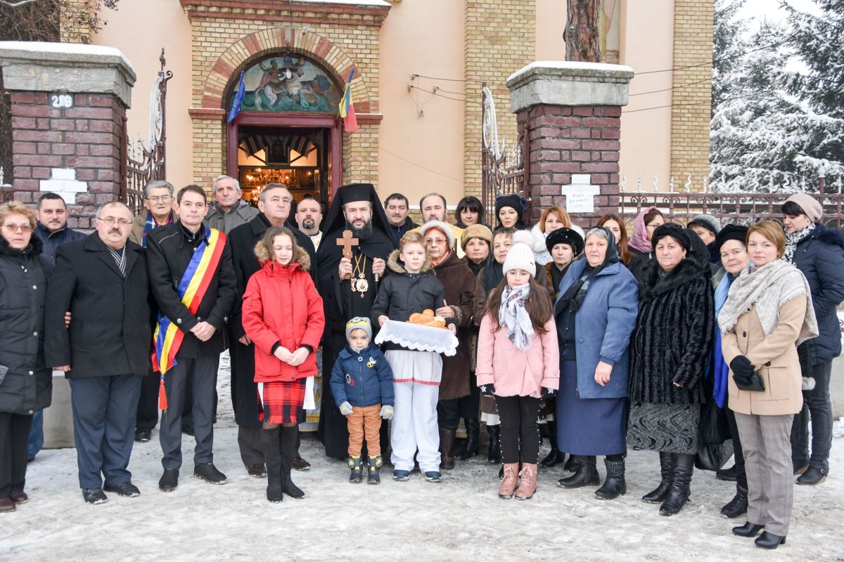 Slujirile arhiereilor bănăţeni în Duminica de după Bobotează 2745