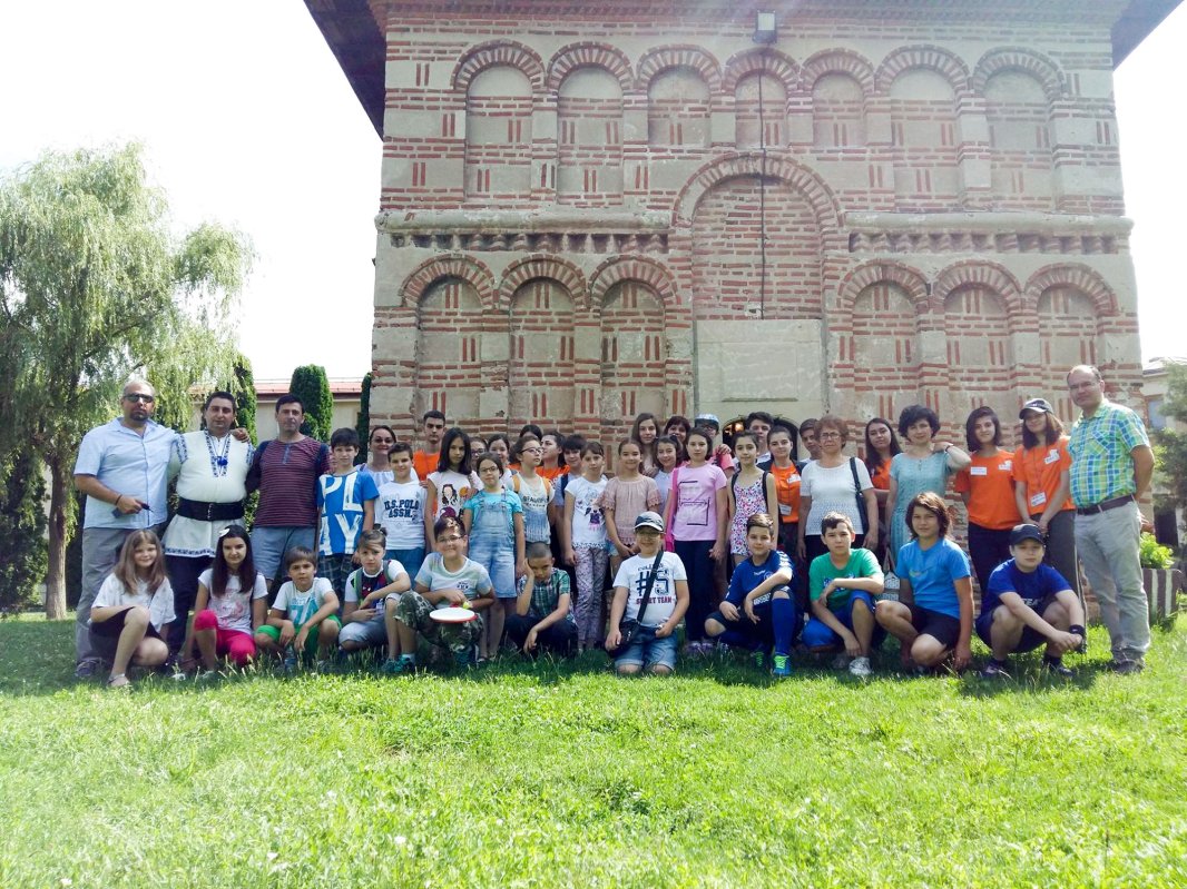 Lucrarea catehetică în parohiile din Dolj şi Gorj 2626