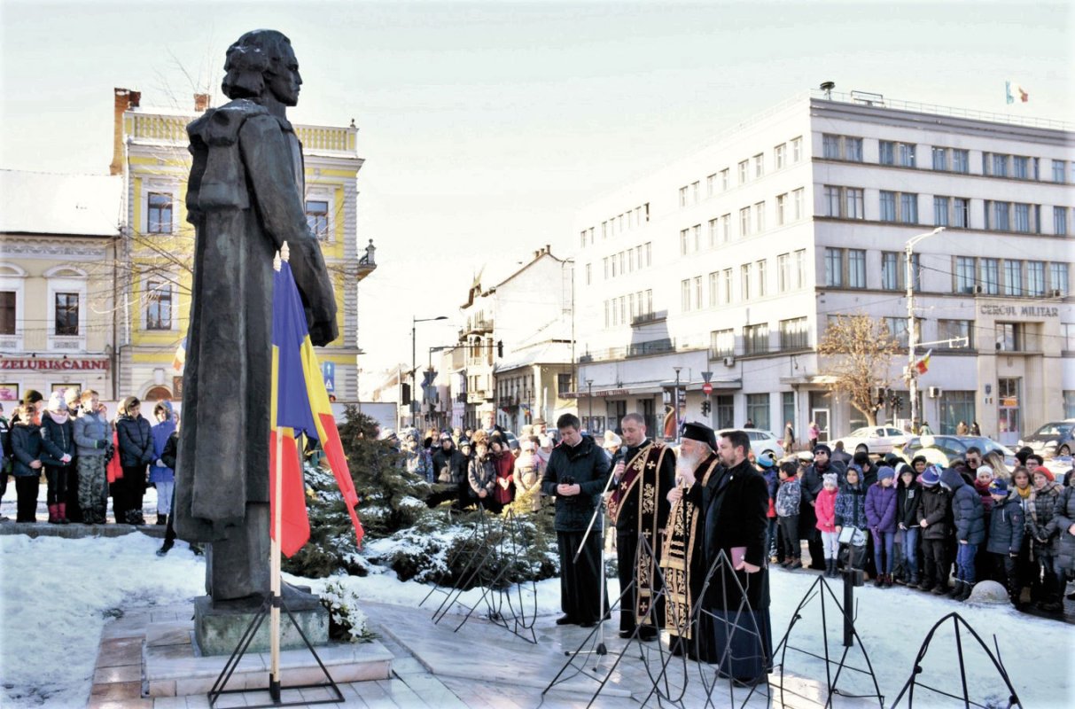 Evenimente culturale și duhovnicești în memoria poetului Mihai Eminescu 2585