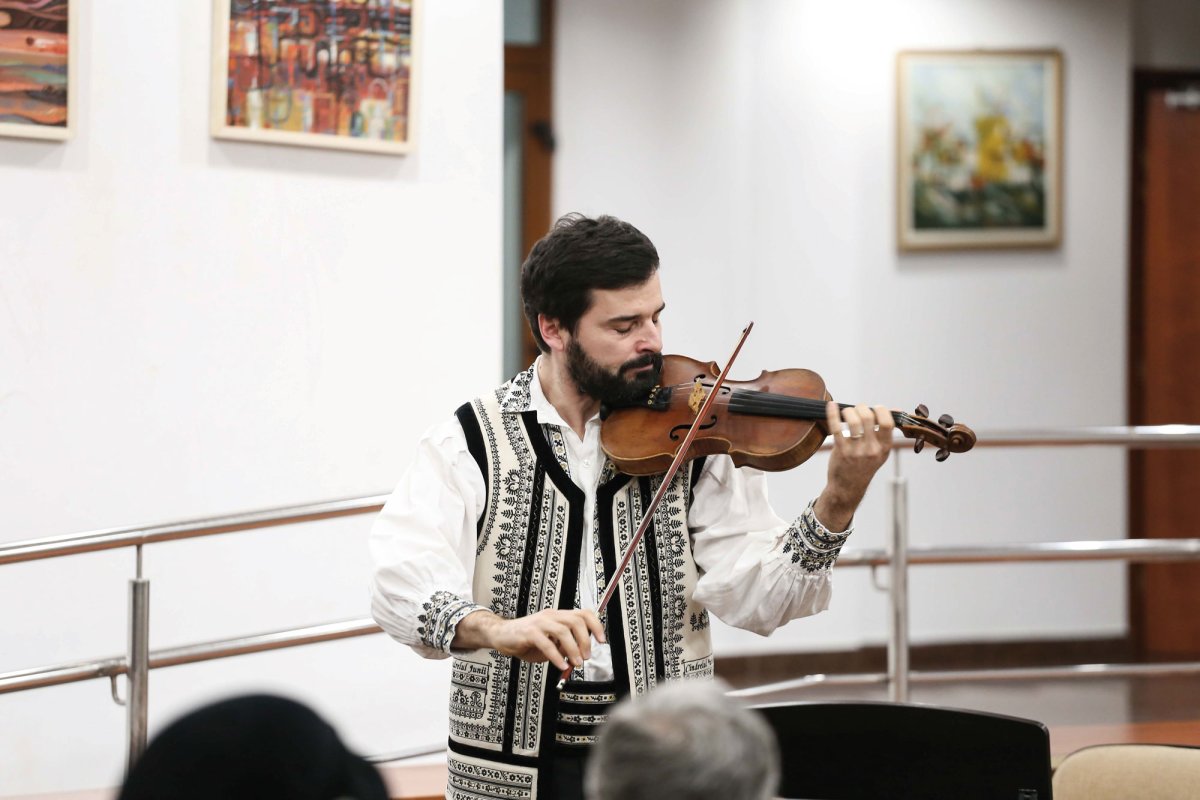 Evenimente culturale și duhovnicești în memoria poetului Mihai Eminescu 2588