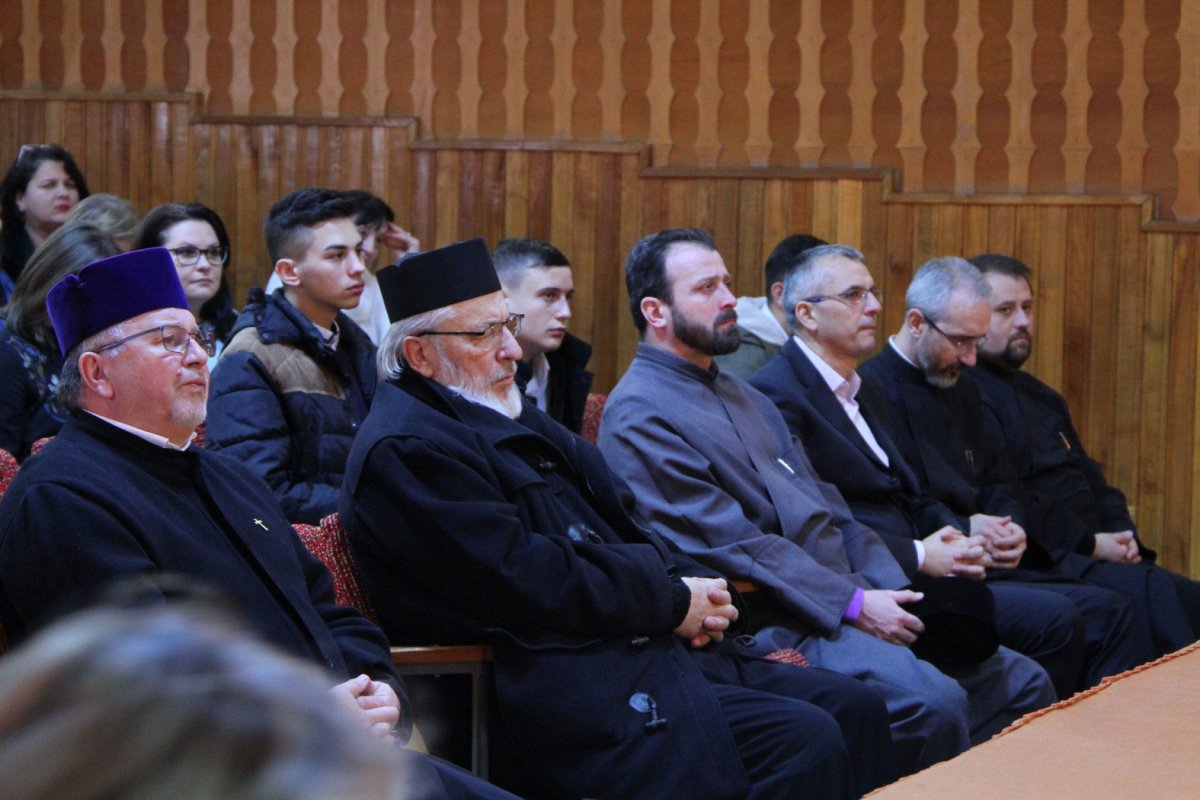 Mihai Eminescu omagiat în mai multe eparhii 2554