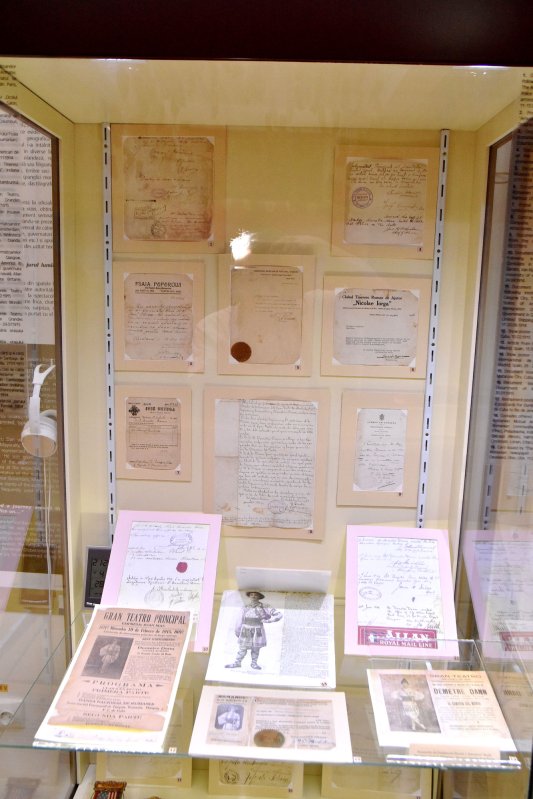 Călătorie în jurul lumii în opinci 2373