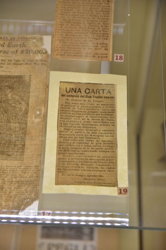 Călătorie în jurul lumii în opinci 2376