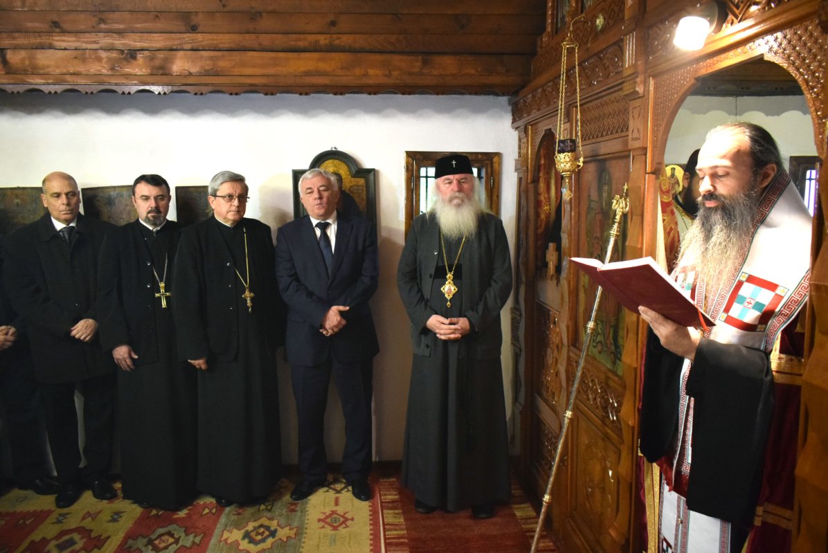 Activități filantropice pentru semenii aflați în nevoi 2341