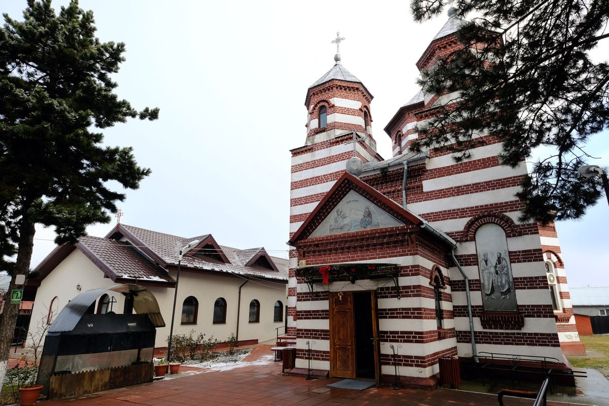 Slujire social-filantropică și educativă la Islaz 2317