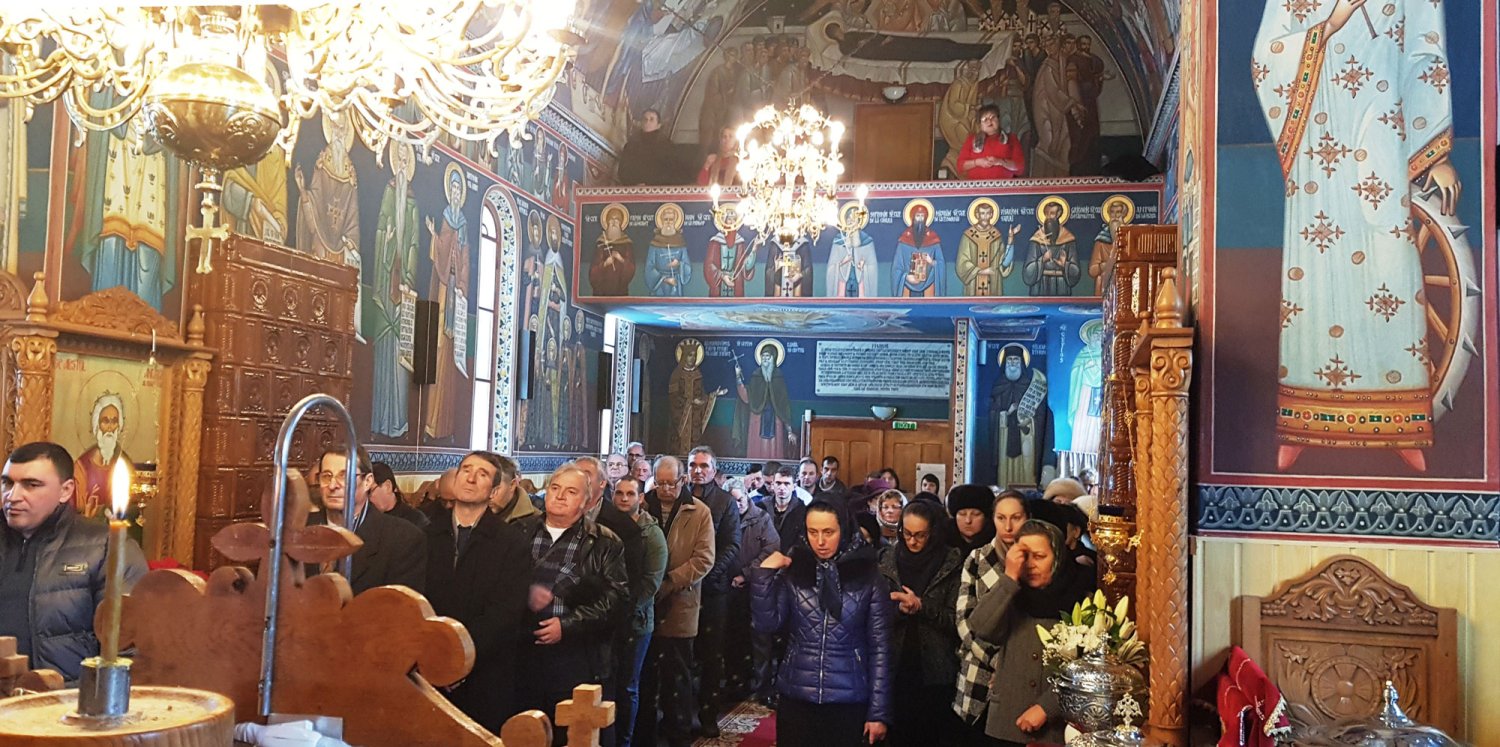 Slujiri arhiereşti în Duminica a 29-a după Rusalii 2256