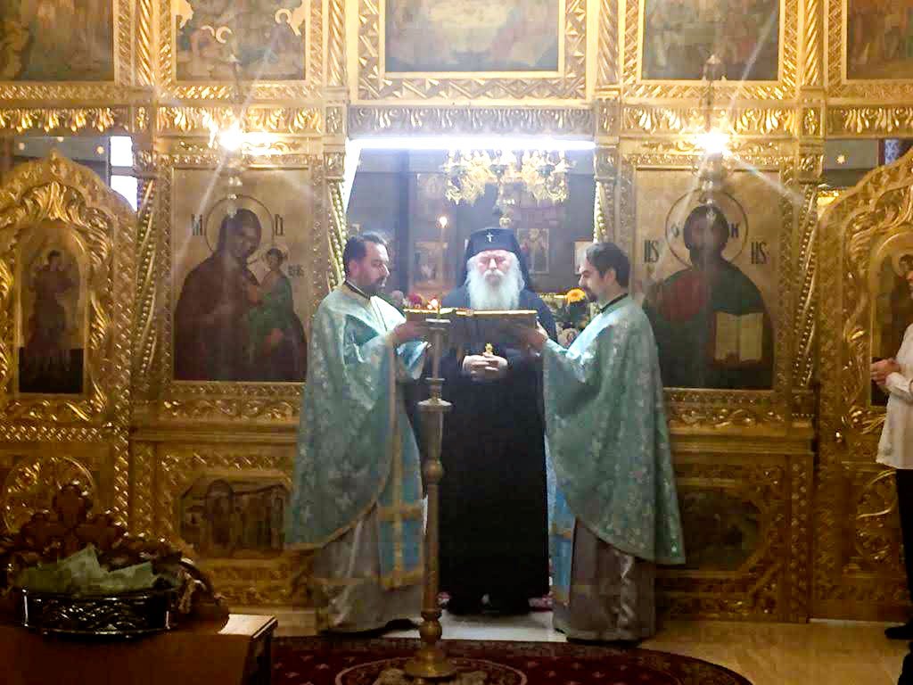 Slujiri arhierești în Mitropolia Banatului 2275