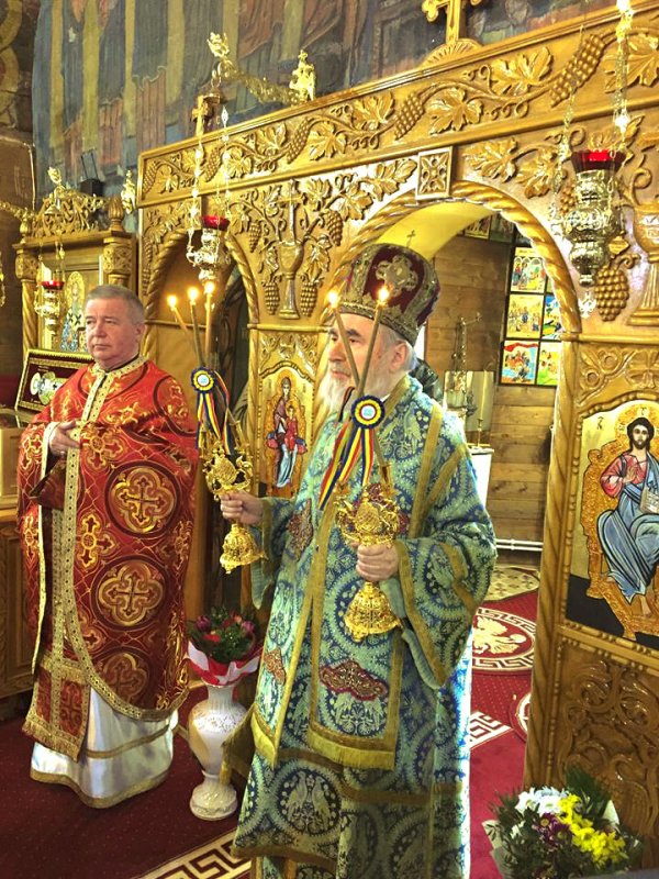 Slujiri arhierești în Mitropolia Banatului 2280