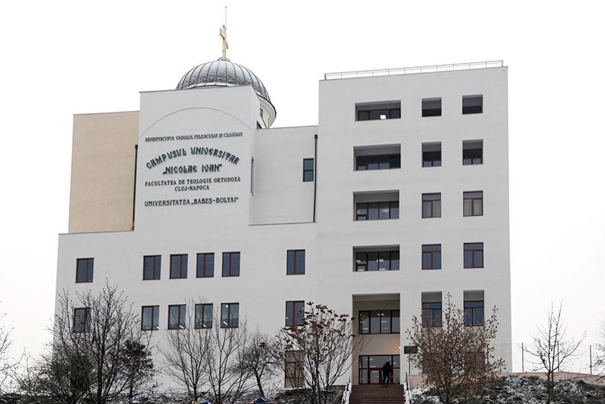 Hramul Facultăţii de Teologie Ortodoxă clujene 2131