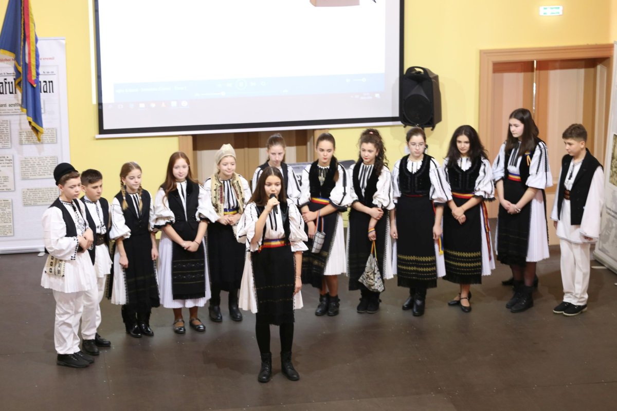 Omagiu adus la Săliște mărginenilor care au contribuit la Marea Unire 1979