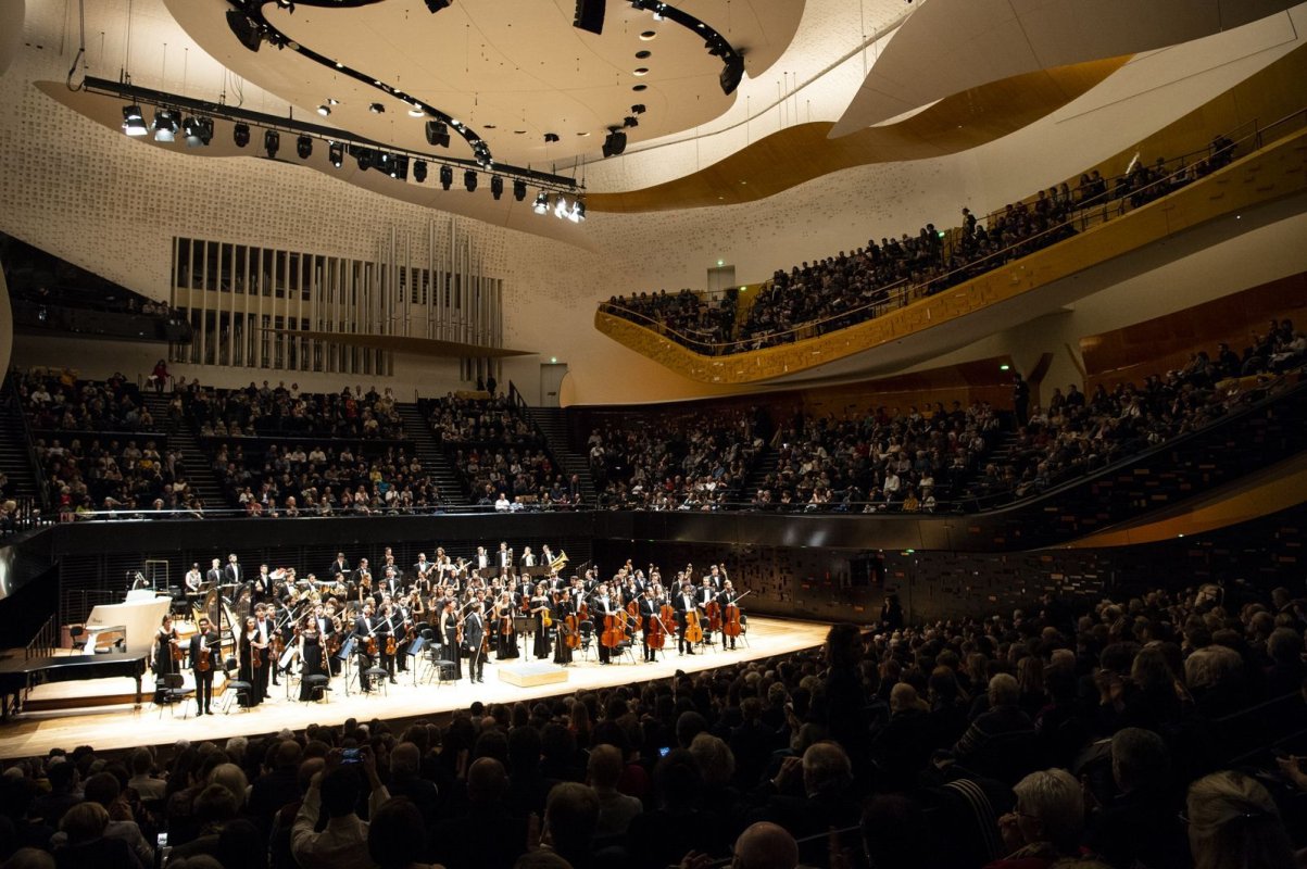 Peste 400 de proiecte în cadrul „Sezonului România-Franţa”  2012