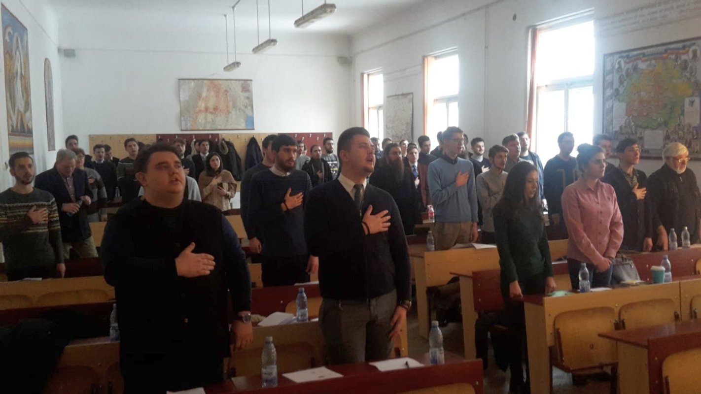 Întâlnire a studenţilor teologi ieşeni cu profesorul dr. Krastu Banev 1796