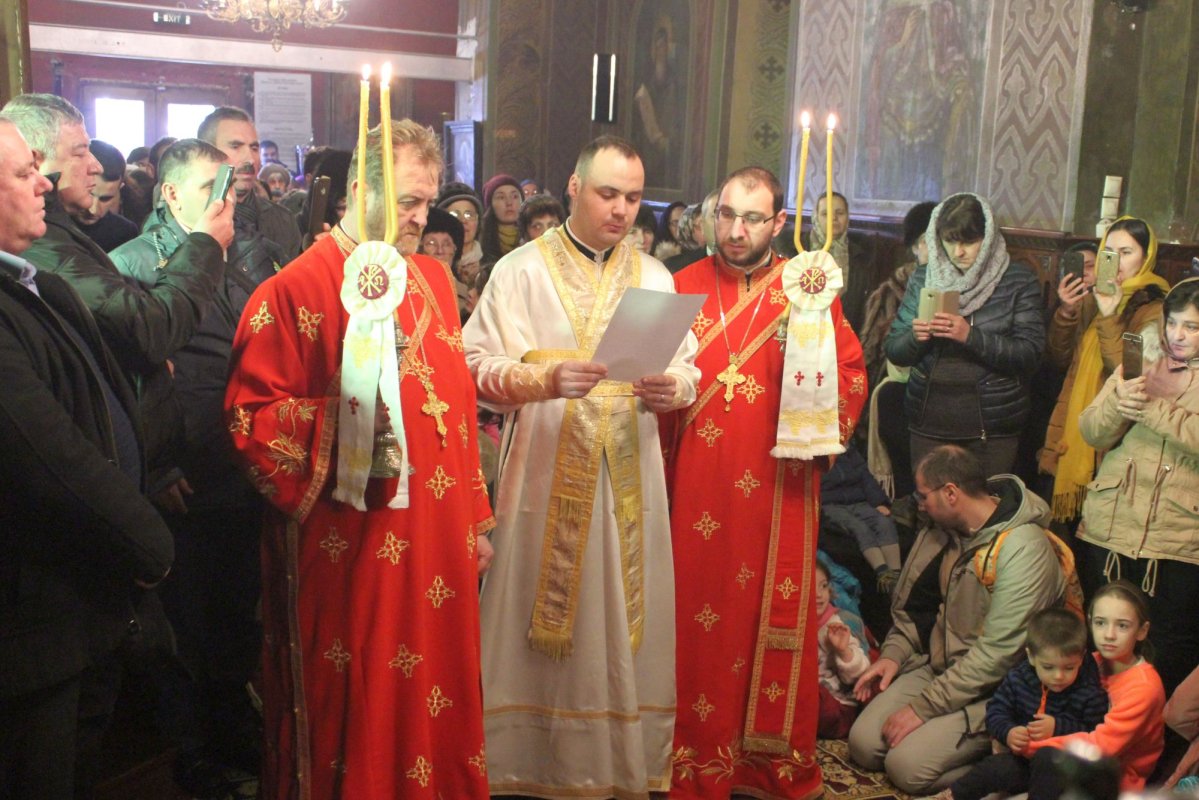 Sfinte Liturghii arhiereşti la Craiova şi Severin 1815