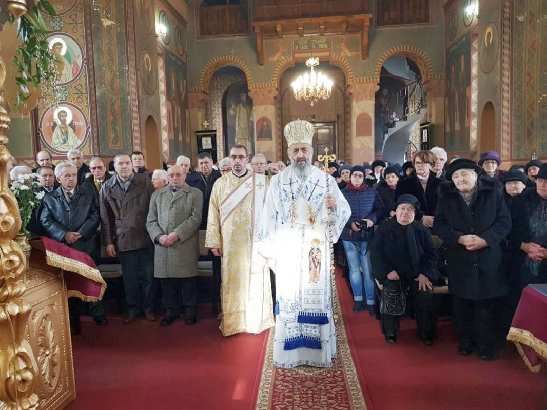 Slujiri arhiereşti în Duminica  a 31-a după Rusalii 1824