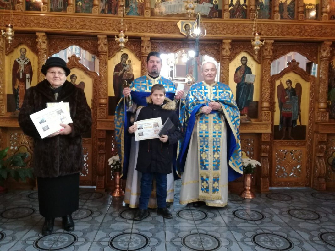 Premii pentru cititorii bibliotecii din parohia clujeană „Nașterea Domnului”, cu un fond de carte de peste 10.000 de exemplare 1747