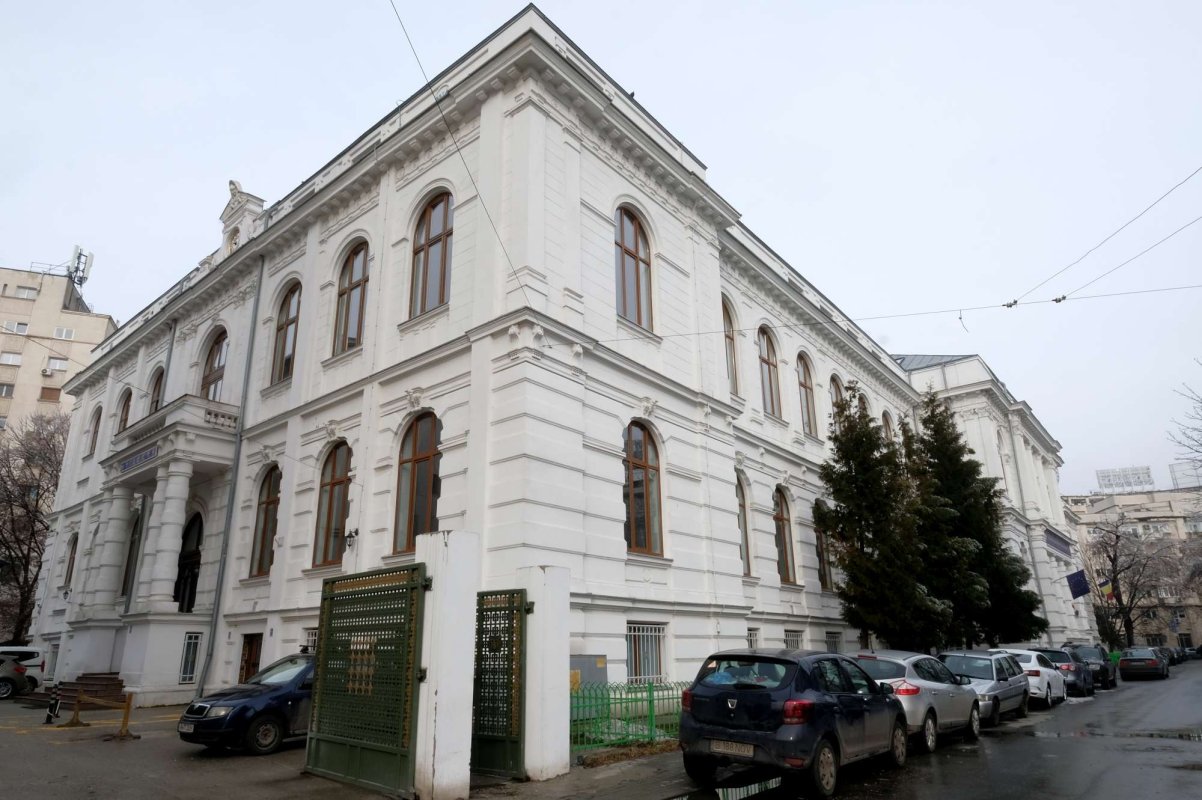 „Teologul are în față nepieritorul exemplu al celor Trei Ierarhi” 1775