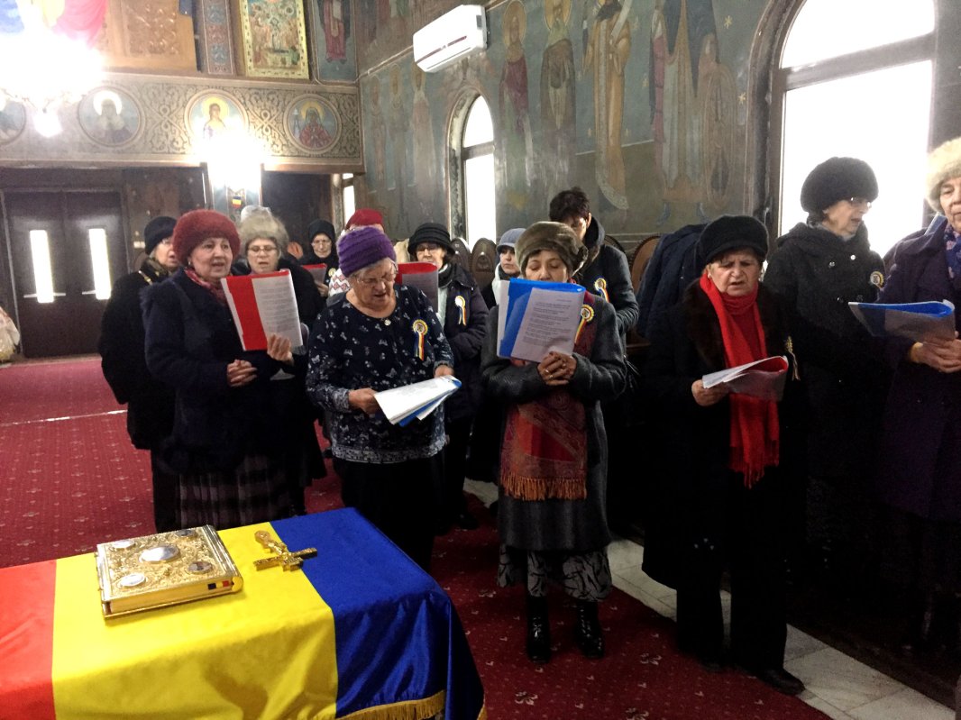 Sărbătoare patriotică la Parohia Balta Albă din Capitală 1631