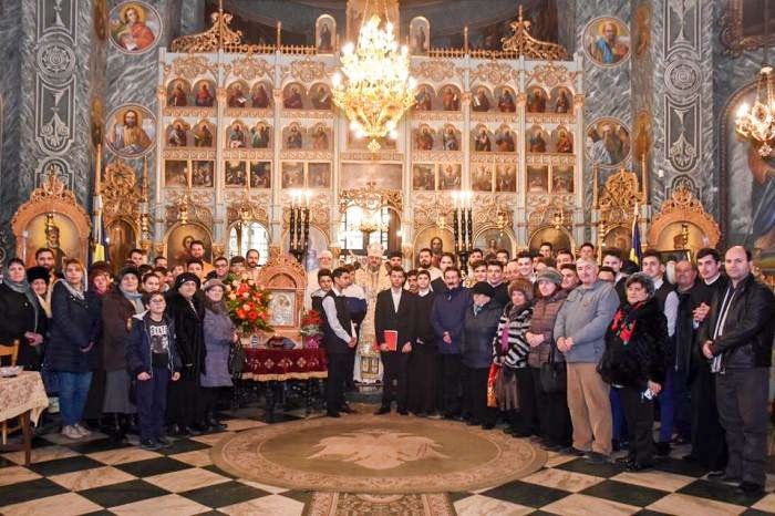 Sfinții Trei Ierarhi, cinstiți în școlile teologice 1625