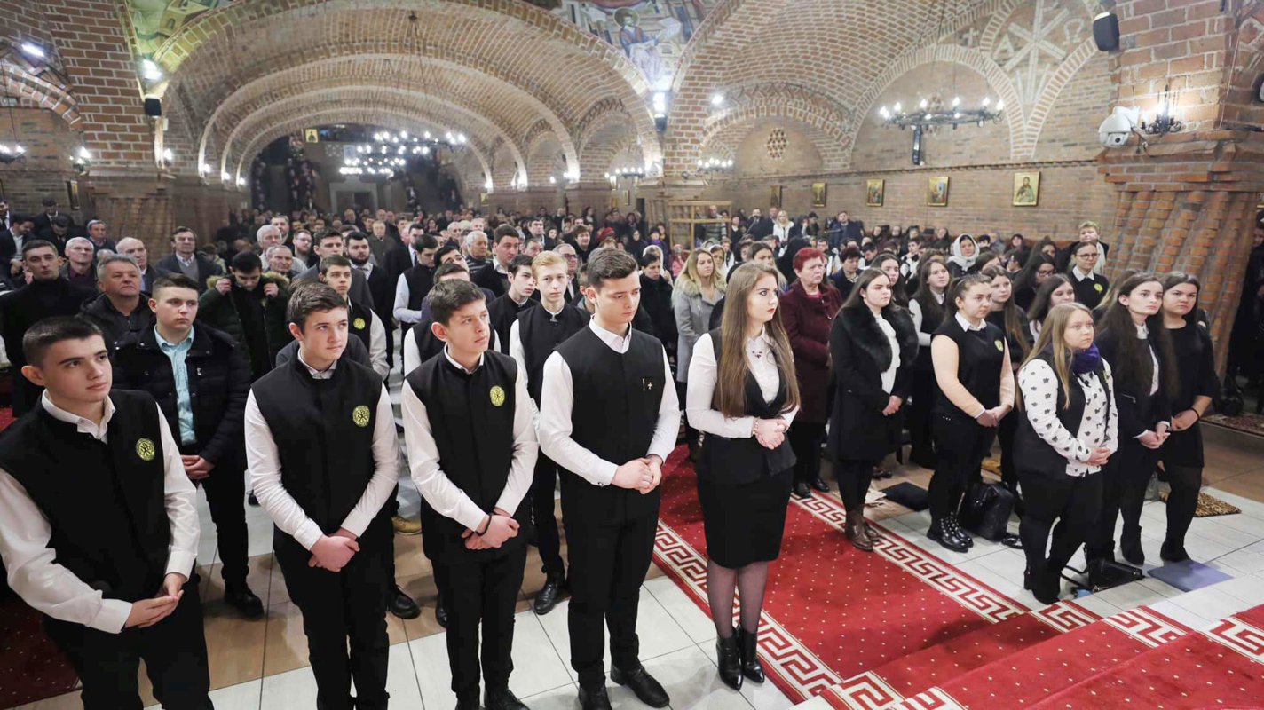 Slujiri arhiereşti la hramul şcolilor teologice, de Sfinţii Trei Ierarhi 1580