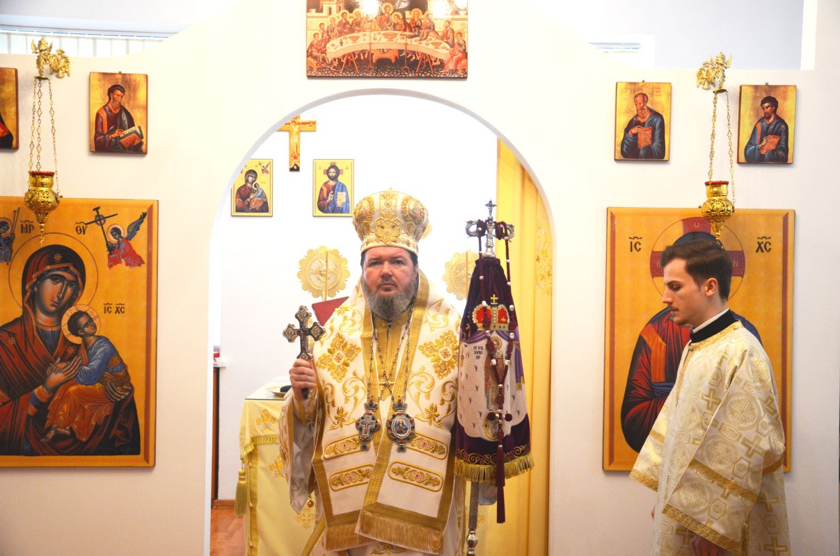 Slujiri arhiereşti la hramul şcolilor teologice, de Sfinţii Trei Ierarhi 1585