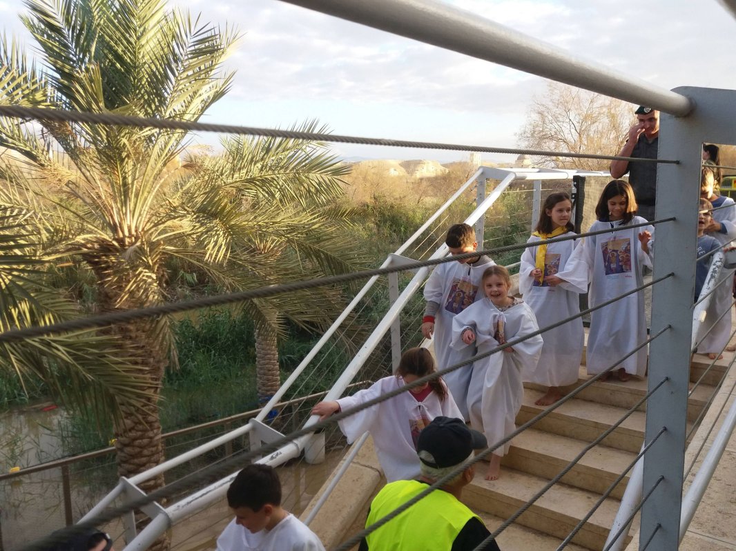 Tineri și copii pelerini în Țara Sfântă 1612