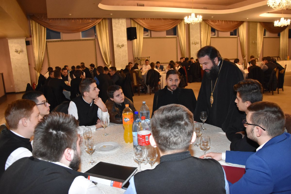 Învățătura Sfinților Trei Ierarhi, aprofundată de teologii din Caransebeș 1550