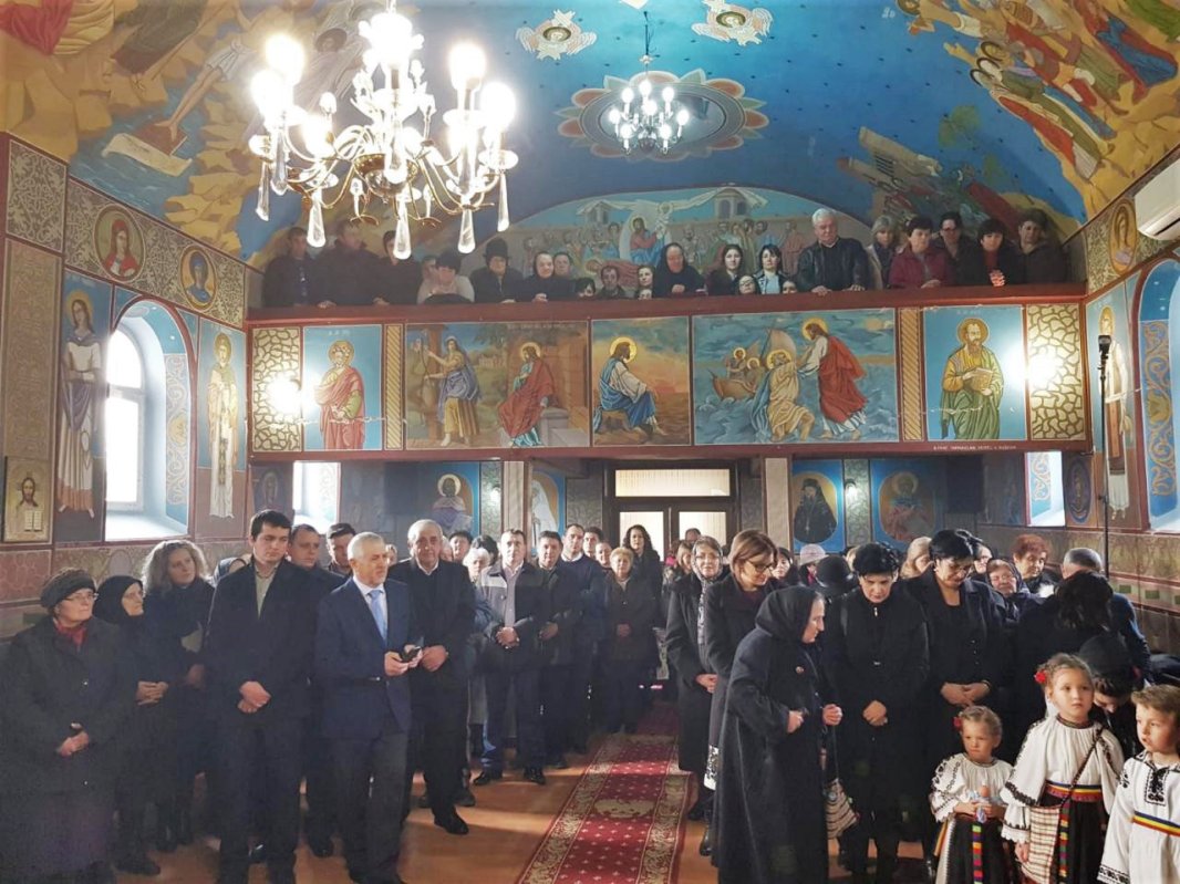 Slujiri arhierești la praznicul Întâmpinării Domnului 1455