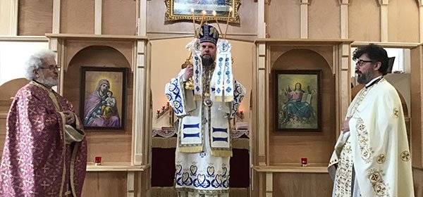 Hram la o biserică românească din America 1128