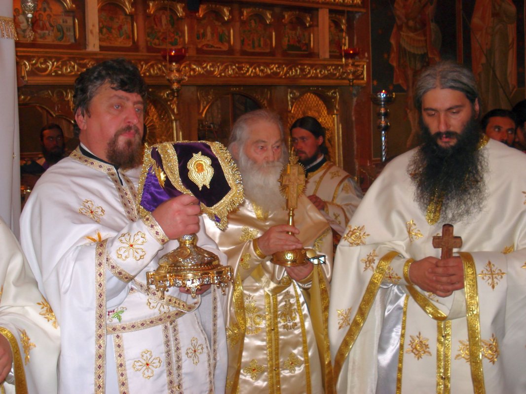 Părintele Justin Pârvu şi satul românesc 1090