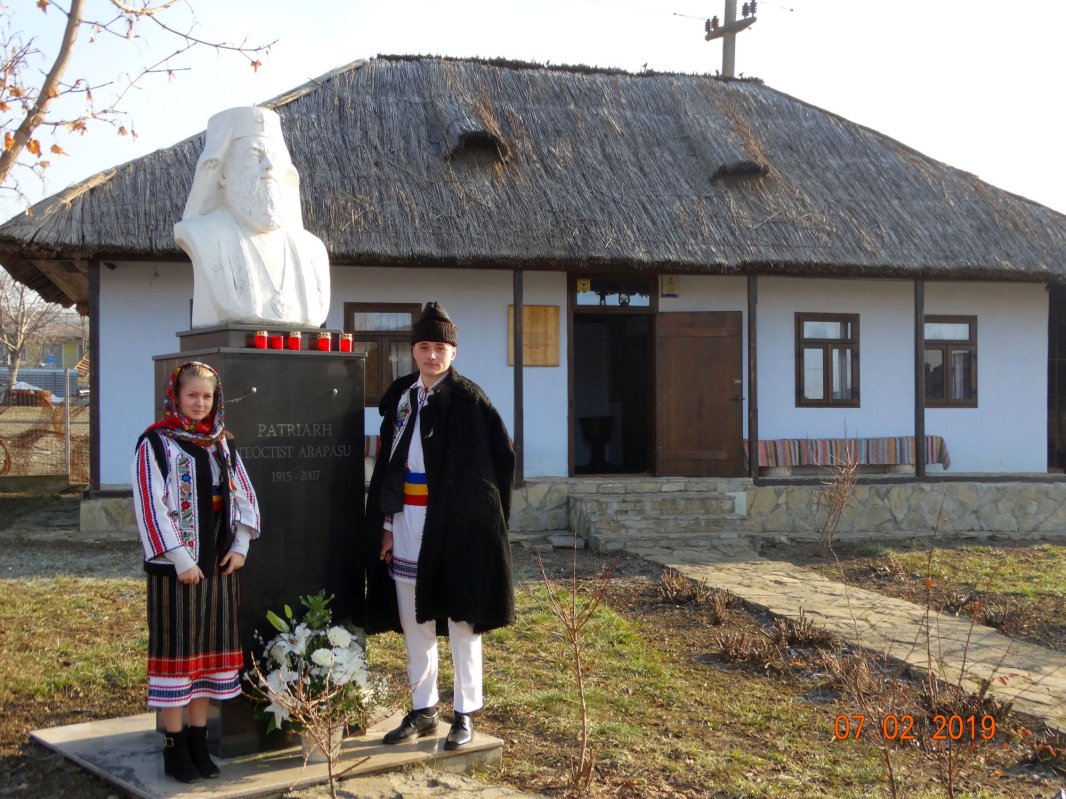 Preafericitul Teoctist omagiat în parohiile Victoria şi Tocileni 1099