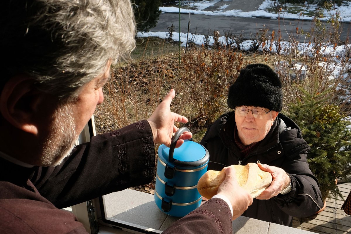 Întâlniri providențiale pe drumul faptelor bune 1027