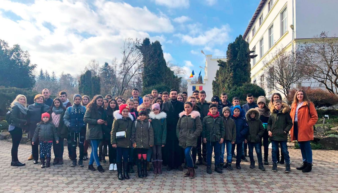 Parohia sibiană Mălâncrav a organizat o excursie în județul Cluj 1073