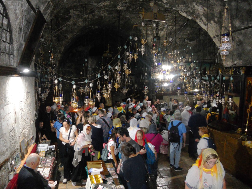 Pelerinul, gazdă și „primitor de Dumnezeu” 1050