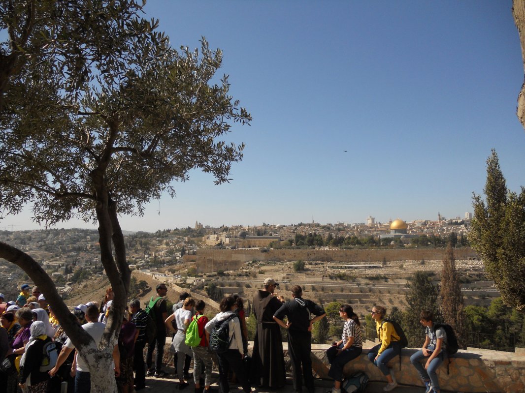 Pelerinul, gazdă și „primitor de Dumnezeu” 1053