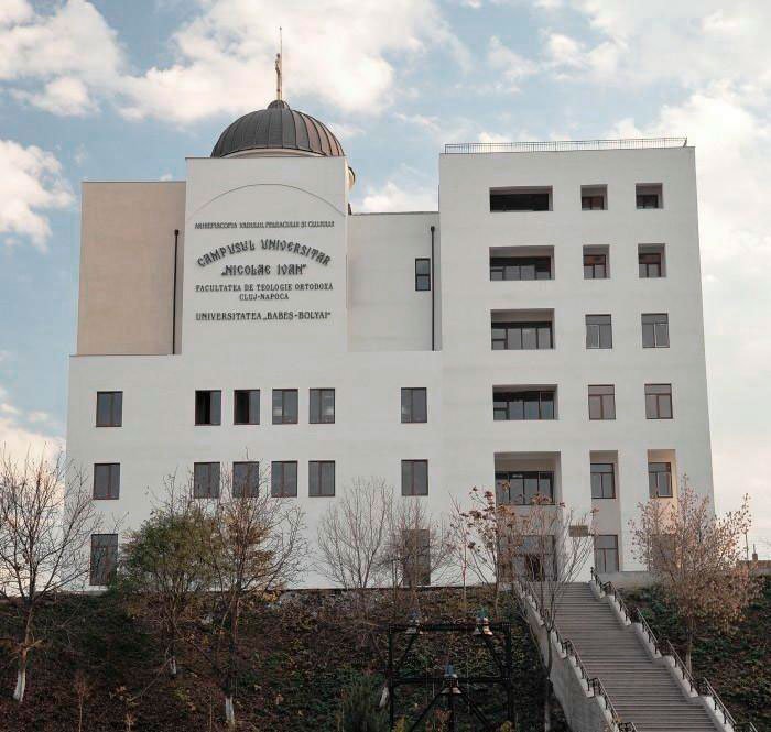 Cursuri doctorale la Facultatea de Teologie Ortodoxă clujeană 989