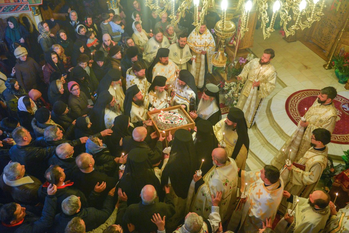 Slujba Parastasului pentru părintele Teofil Lefter 972