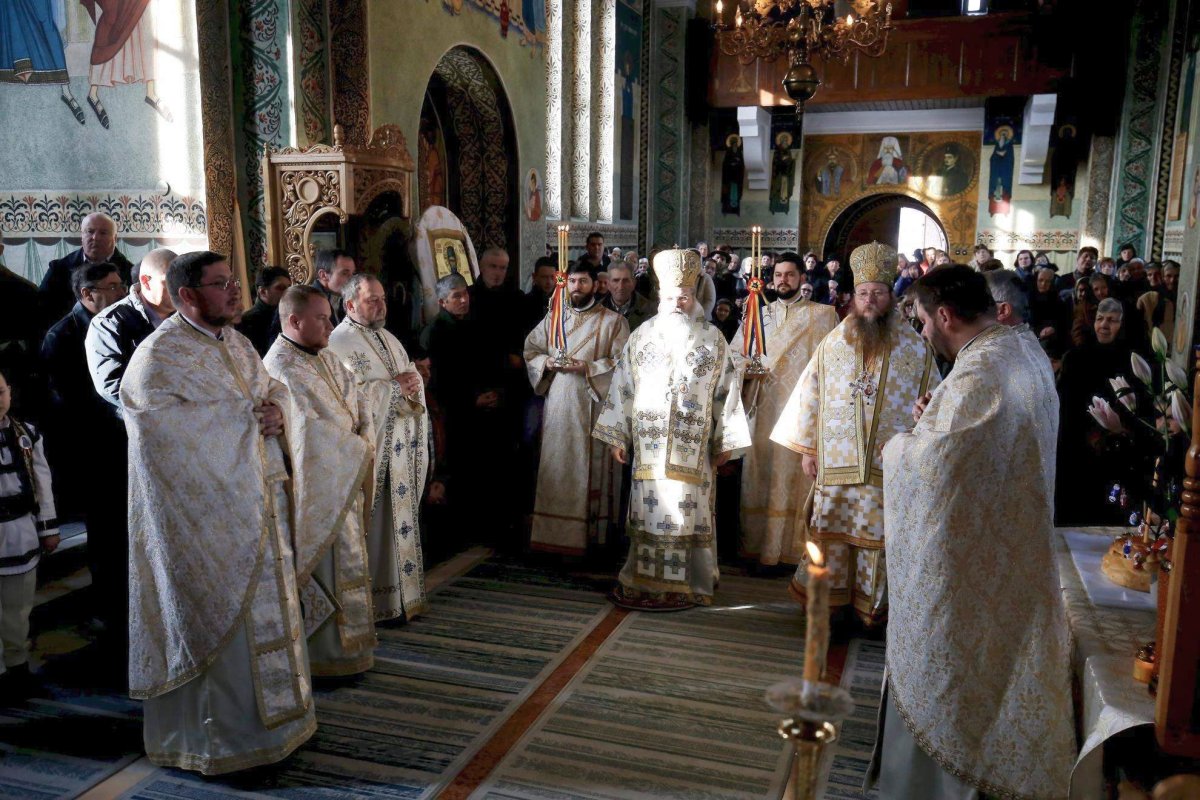 „Omul credincios este prin excelenţă foarte inteligent” 871