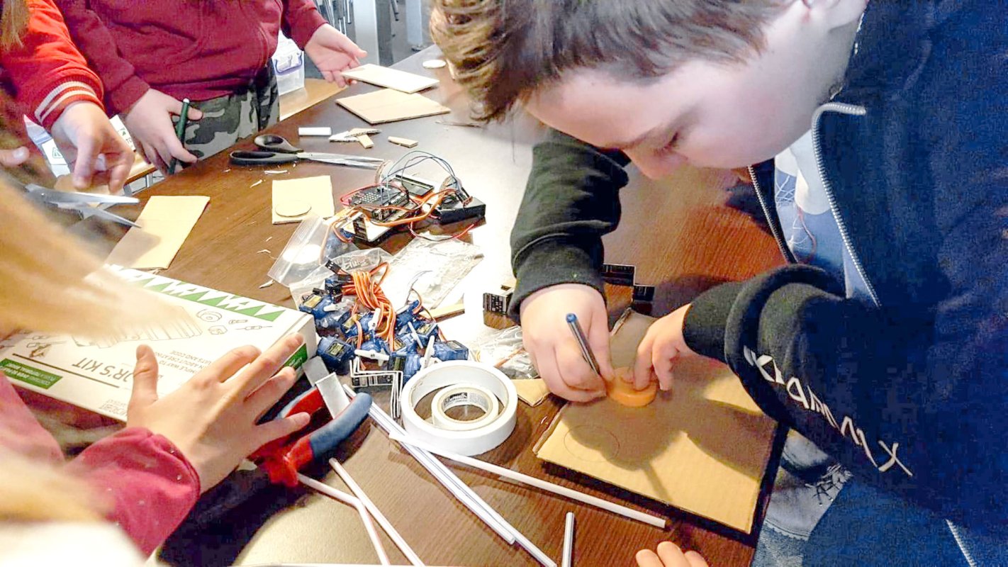 Cum sunt pregătiţi elevii pentru joburile viitorului 862