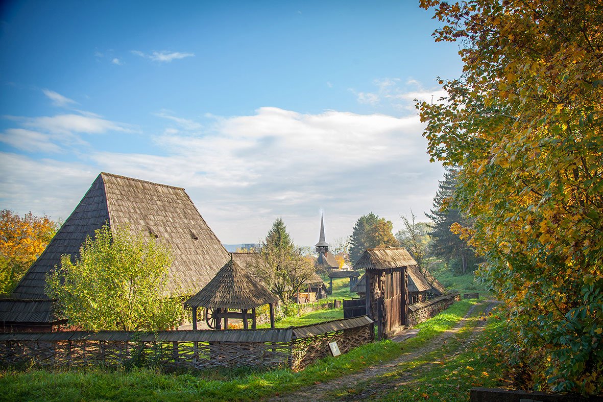 Muzeele etnografice, păstrătoare ale culturii tradiţionale 760