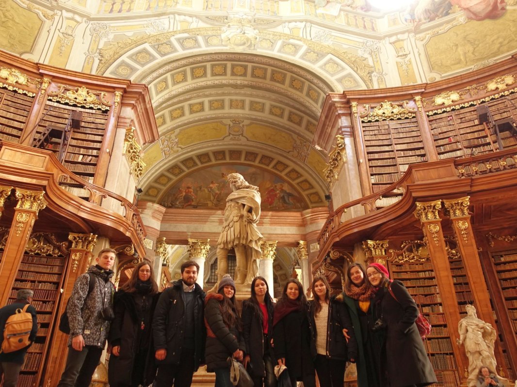 Tinerii din ATOR Iaşi, la Viena 630