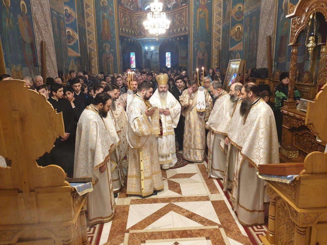 PS Ignatie: „Ipocrizia este impertinenţă probată!” 585