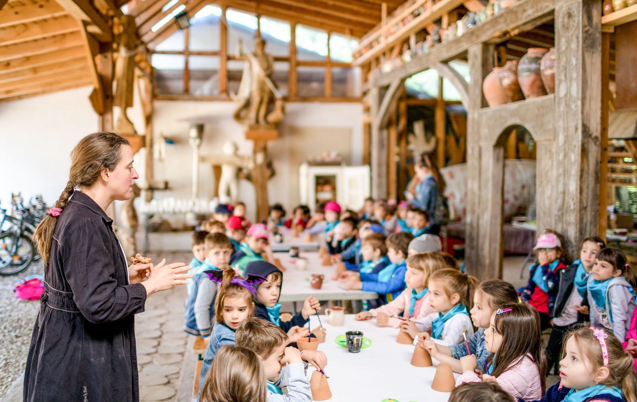 Reînvierea unui sat de olari de lângă Capitală 603