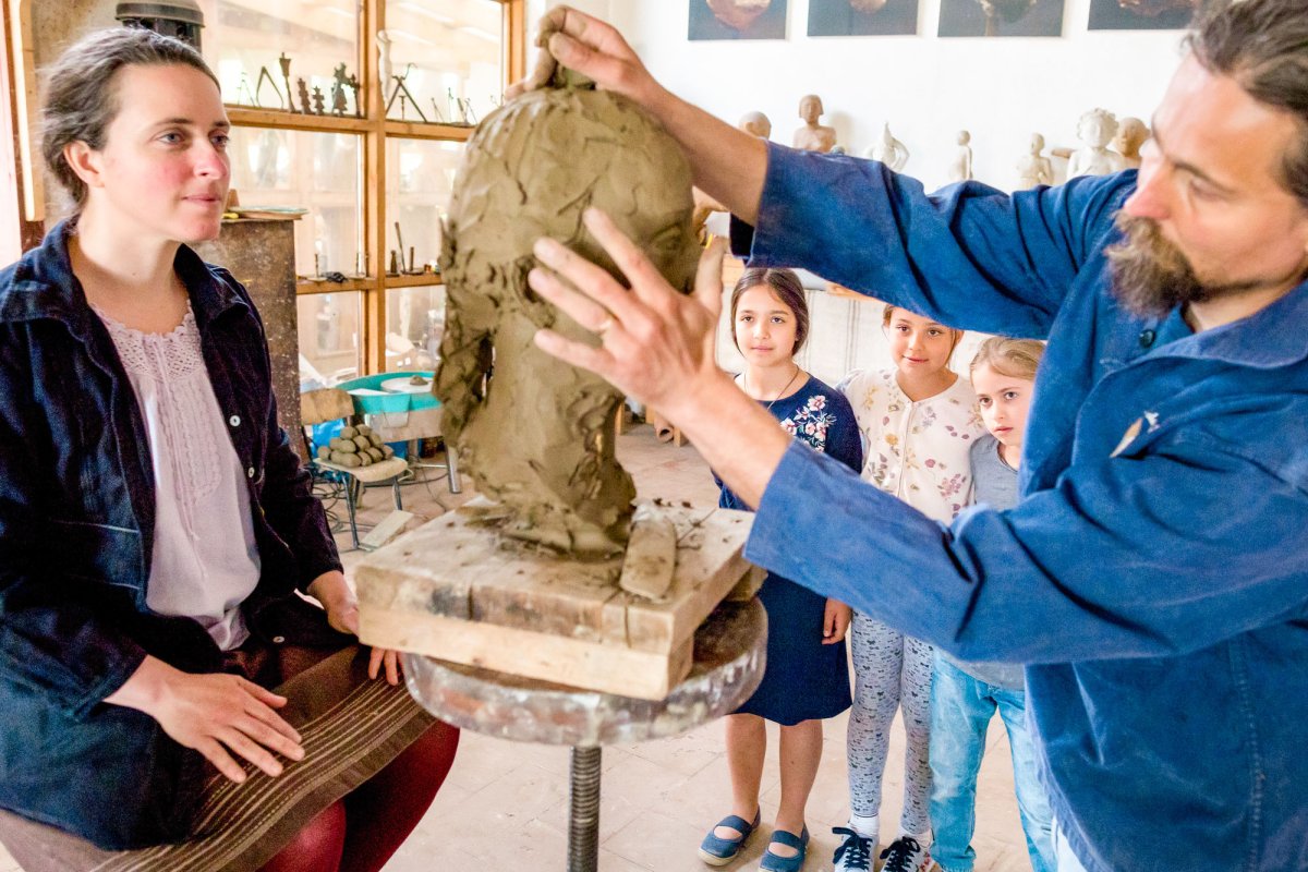 Reînvierea unui sat de olari de lângă Capitală 604